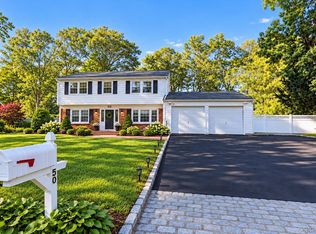 50 Bonnie Lane, Stony Brook, NY 11790