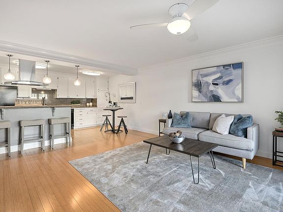 3rd image of 1458 Hudson St APT 101
