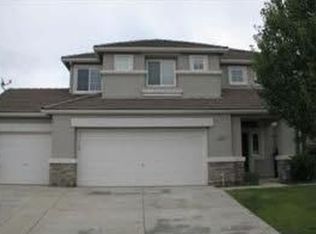 1588 Roadrunner Dr, Roseville, CA 95747