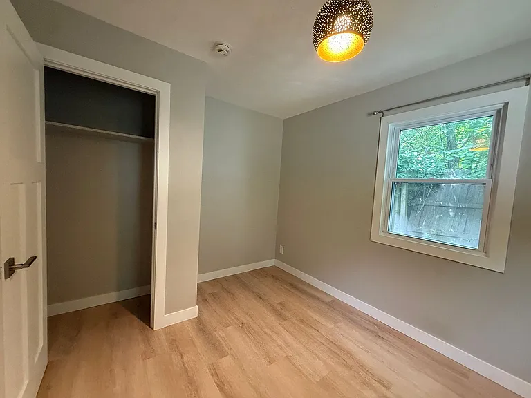 1810 High St — Photo 8