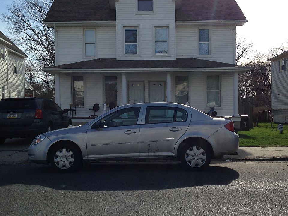 2nd image of 155 3rd Ave