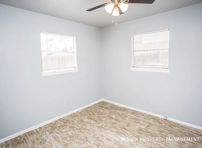 3104 Avenue N — Photo 9