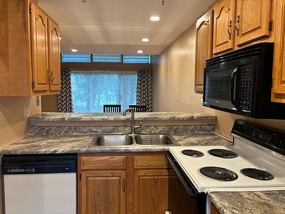 5th image of 5956 Meadow Dr