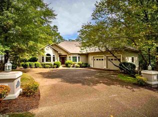 10 Loyola Way, Hot Springs Village, AR 71909