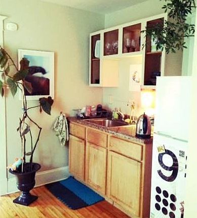 3rd image of 647 Grand Ave #2