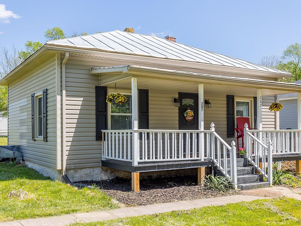 1st image of 207 Grasshopper Ln