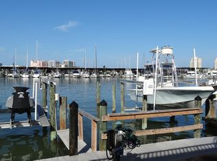 205 Dolphin Poin APT 2, Clearwater Beach, FL 33767
