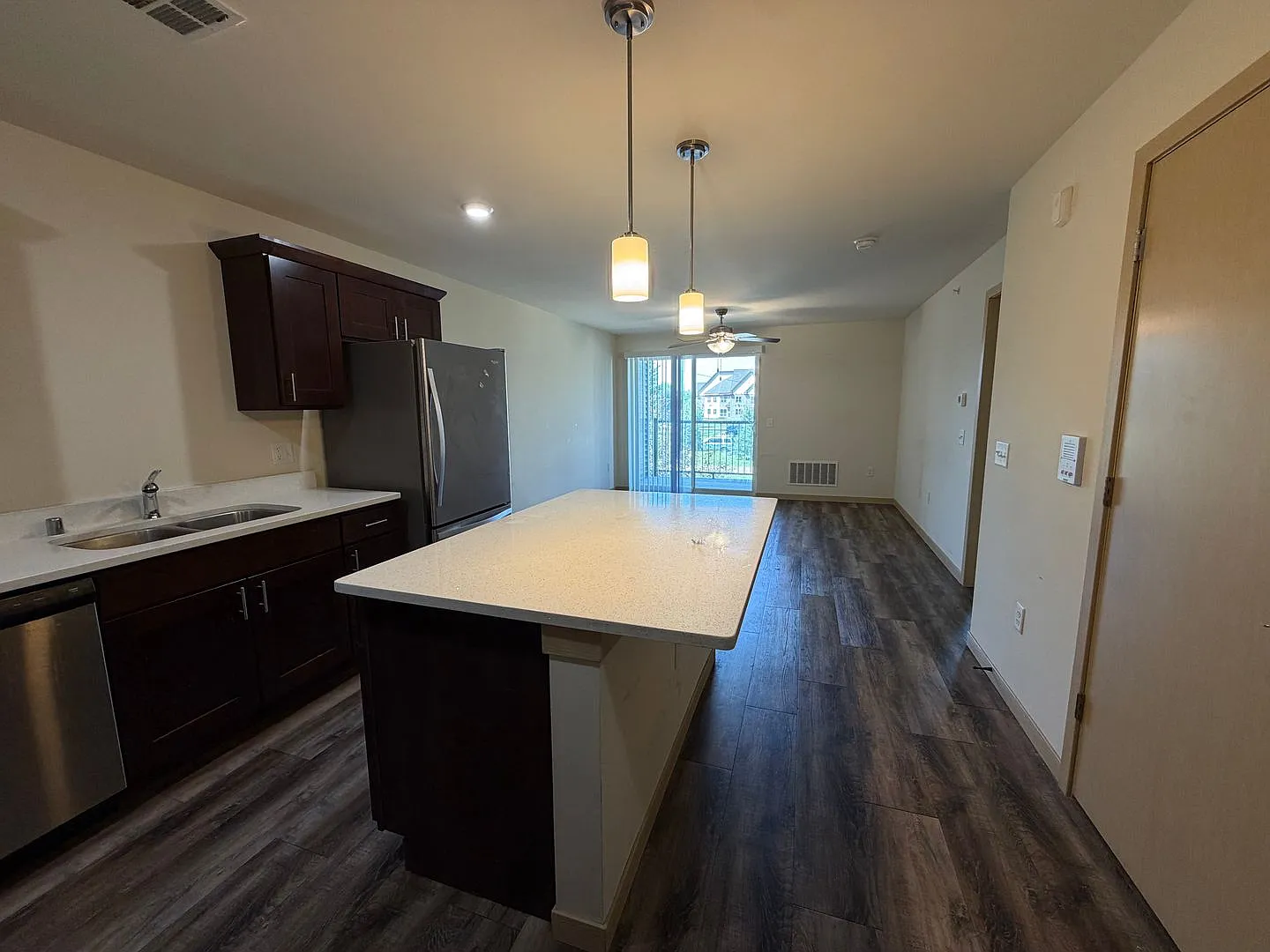 1174 Stonewood Crossing — Photo 3