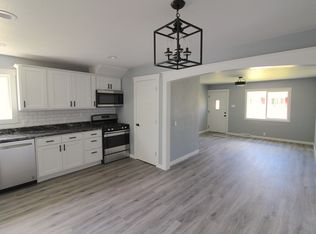 117 2nd St, Glendive, MT 59330