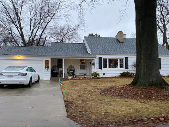 340 Canyon Dr S, Columbus, OH 43214
