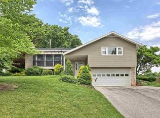 712 Ridgelyn Dr, Dallastown, PA 17313