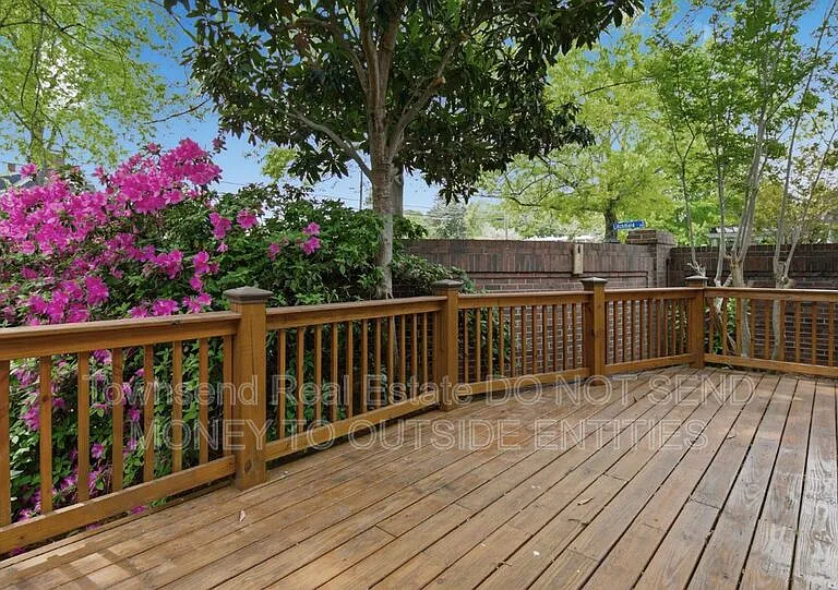 200 Litchfield Pl — Photo 43