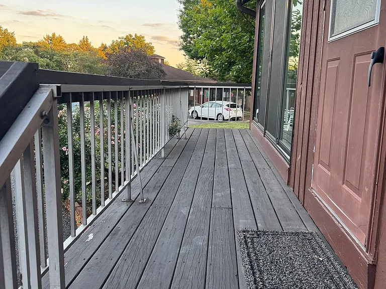 25 Bloomingdale Dr #4B — Photo 3