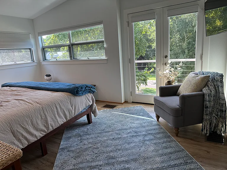 589 Pecan St — Photo 5