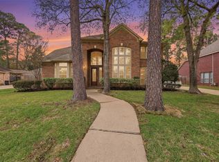 16215 Lakewood Grove Dr, Tomball, TX 77377