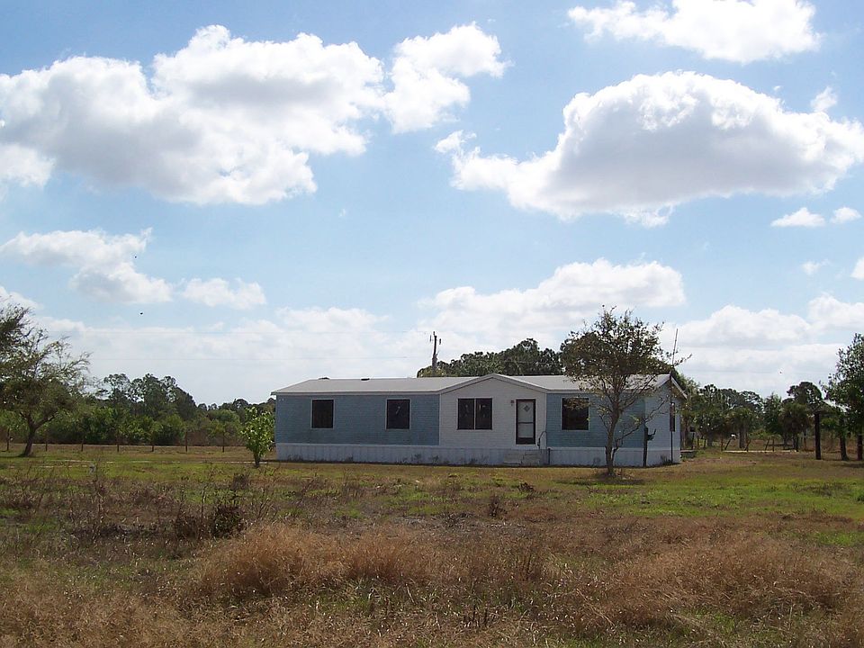 Front exterior view
