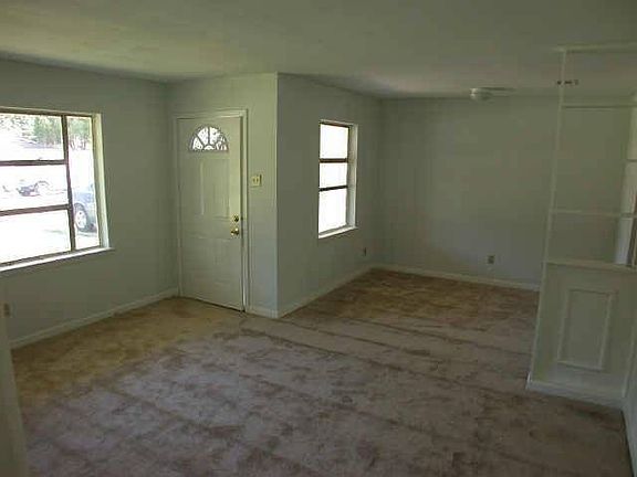 4th image of 4730 Sandra Lynn Dr