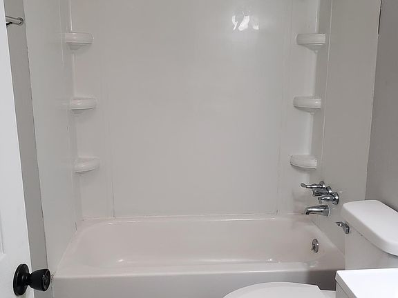5th image of 1905 Dewitt Dr #1905