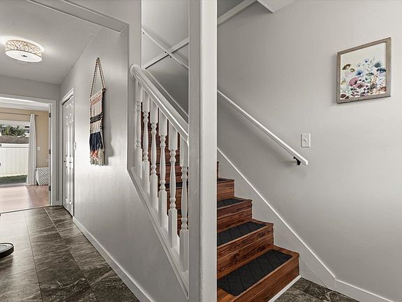 3rd image of 5765 Vedder Rd #112
