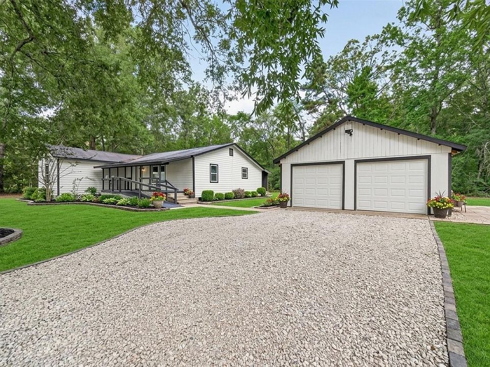 1st image of 17073 Oak Grove Ln