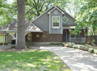 326 W Cedar Creek Dr, Duncanville, TX 75137