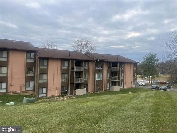 4th image of 6079 Majors Ln APT 6