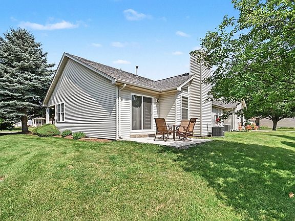 5th image of 4706 Mikasa Ct