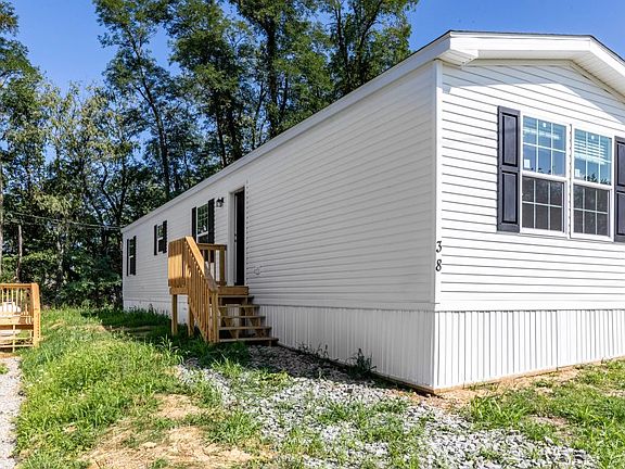 2nd image of 38 Cheryl Ln #38R