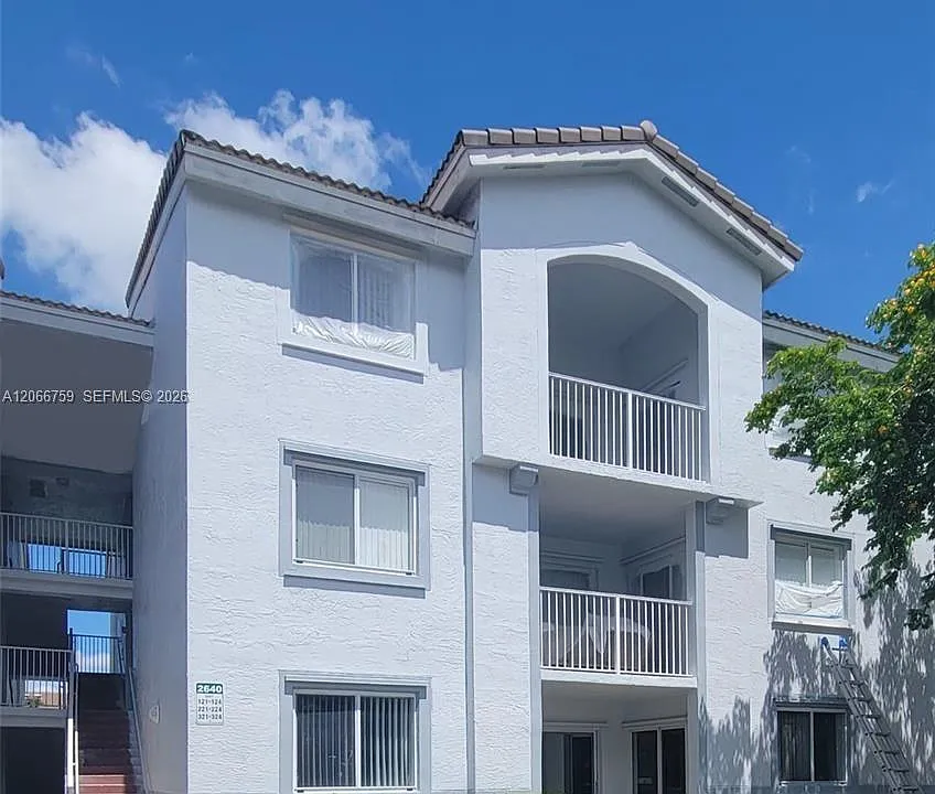2640 S University Dr #118