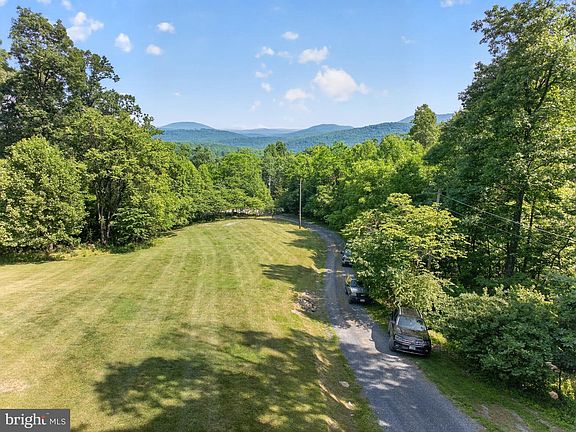 5th image of 2710 Tuckers Ln