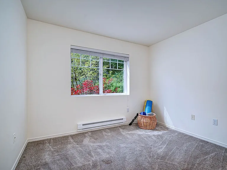 18501 SE Newport Way #J238 — Photo 17