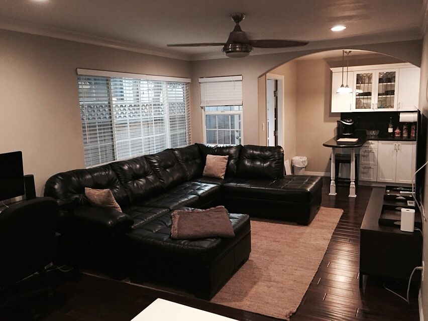 1st image of 853 Thomas Ave APT 4