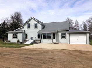 340 69th Ave NE, Carrington, ND 58421