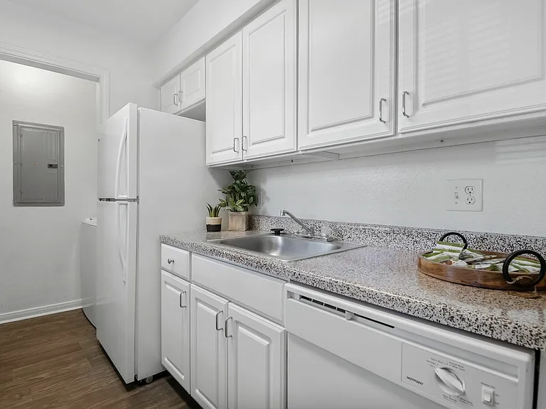 Driscoll Place | Kitchen Counters, Spacious Cabinets, and Refrigerato