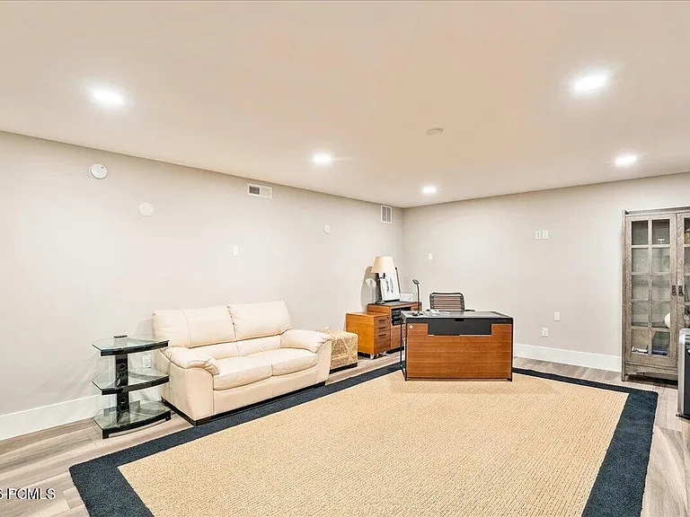11541 N Upside Dr — Photo 41