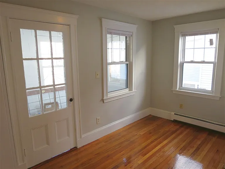 40 Sterling St #2 — Photo 15