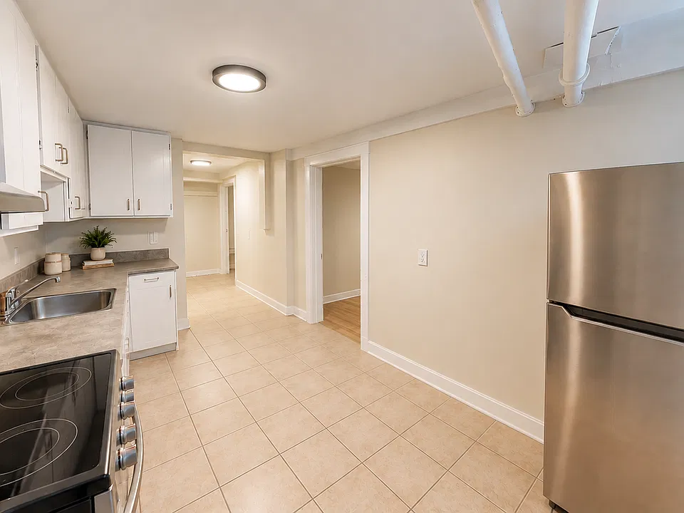 233 Nepean St #5