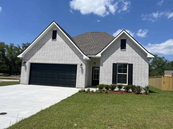 2432 Goldfinch Dr, Houma, LA 70364