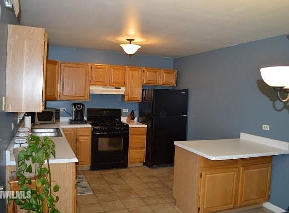 4th image of 208 Bounty Dr NE