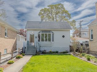 3525 N Ottawa Ave, Chicago, IL