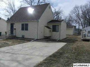 310 Lawerence St, Marshall, MN 56258