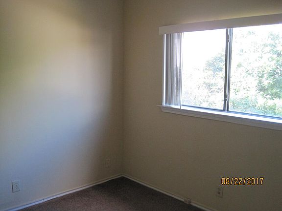 4th image of 4911 Kenton Lk