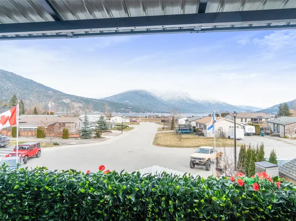 4540 72nd Ave NE, Salmon Arm, BC V0E 1K0