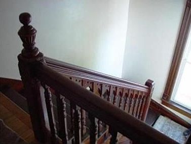 2nd image of 28 Cottage St