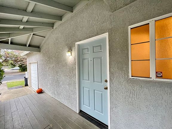 5th image of 1027-1029 Easum Dr
