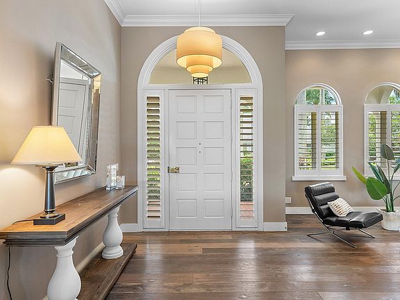5th image of 10858 Spicewood Trail