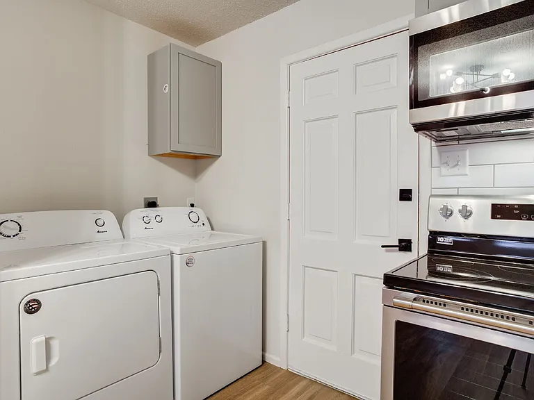 226 Hickory St #B — Photo 10