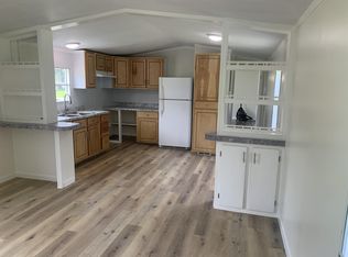 107 Gum Branch Rd, Burgaw, NC 28425