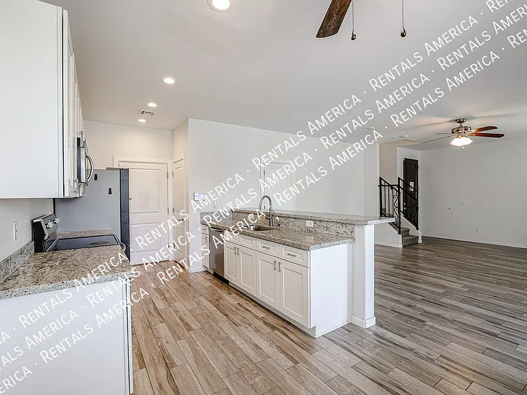 11862 N 79th Dr — Photo 13
