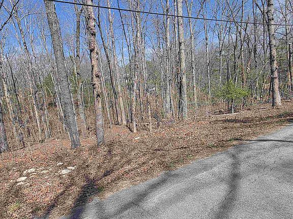 2nd image of L5-B4 Powhatan Dr